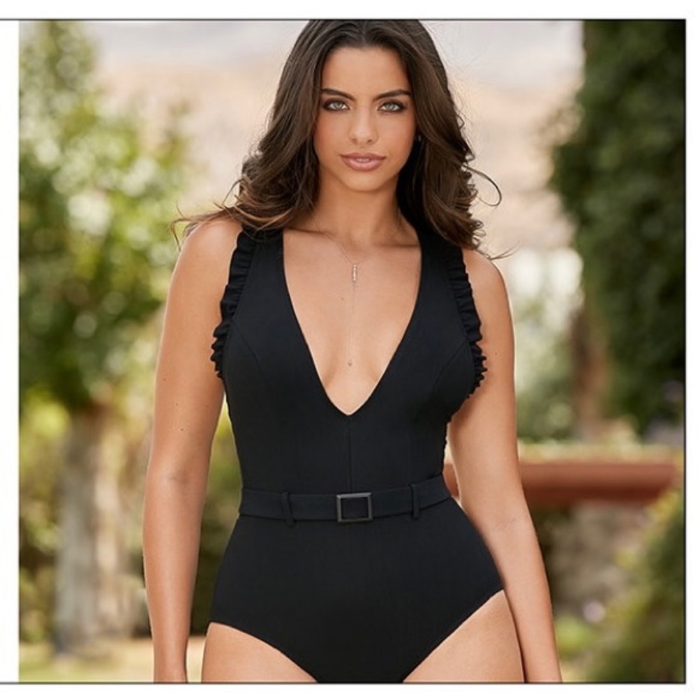 Skinny Dippers (Miraclesuit) One-Piece Plunge Swimsuit ~ Black, Women’s Small